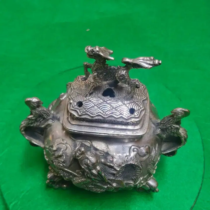 [BUNJANG] Chinese Mid-Sized Brass Censer Incense Burner / 묵직하고 정교한 중국제 중형 백동 향로 (무게 1.18kg)