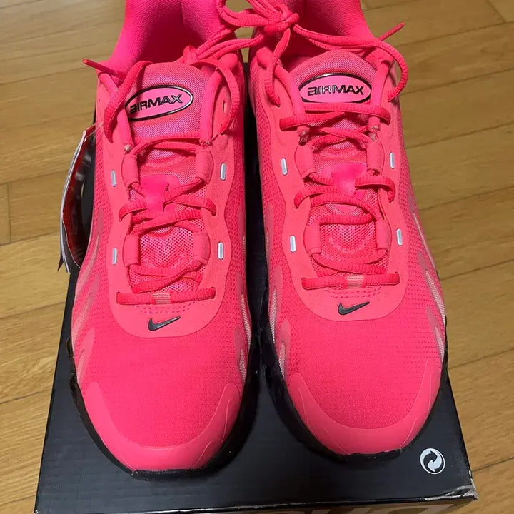 [BUNJANG] Nike Air Max DN 8 Hyper Pink (260) / (260) 나이키 에어맥스 dn 8 하이퍼핑크