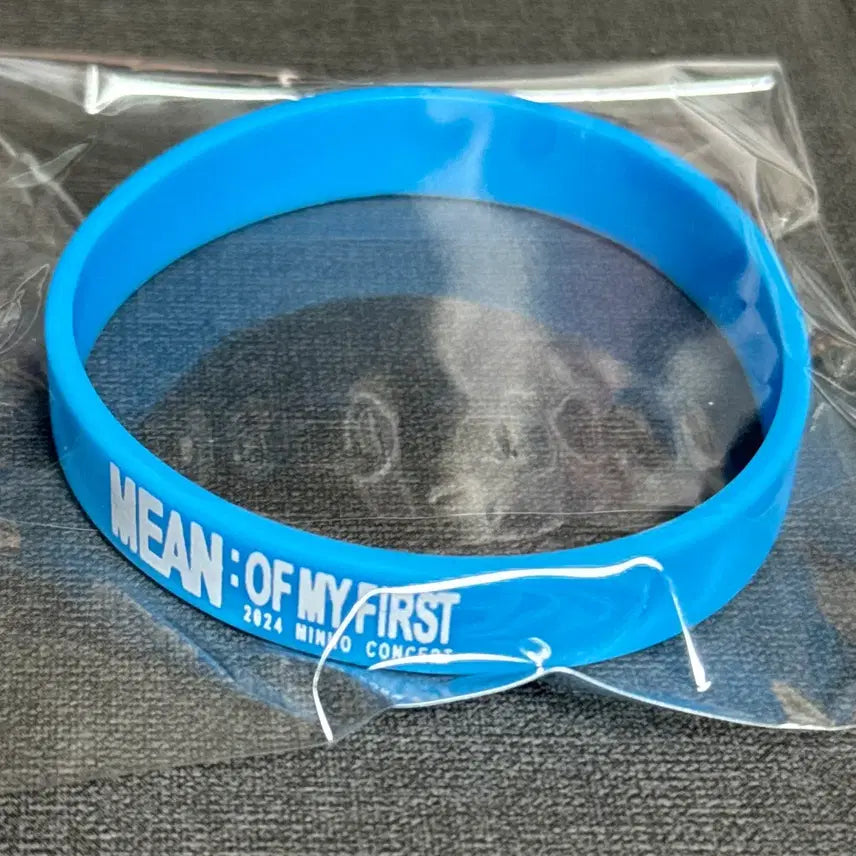 [BUNJANG] SHINee Minho Concert Soundcheck Gift Bracelet / 샤이니 민호 콘서트 사첵 기프트 팔찌