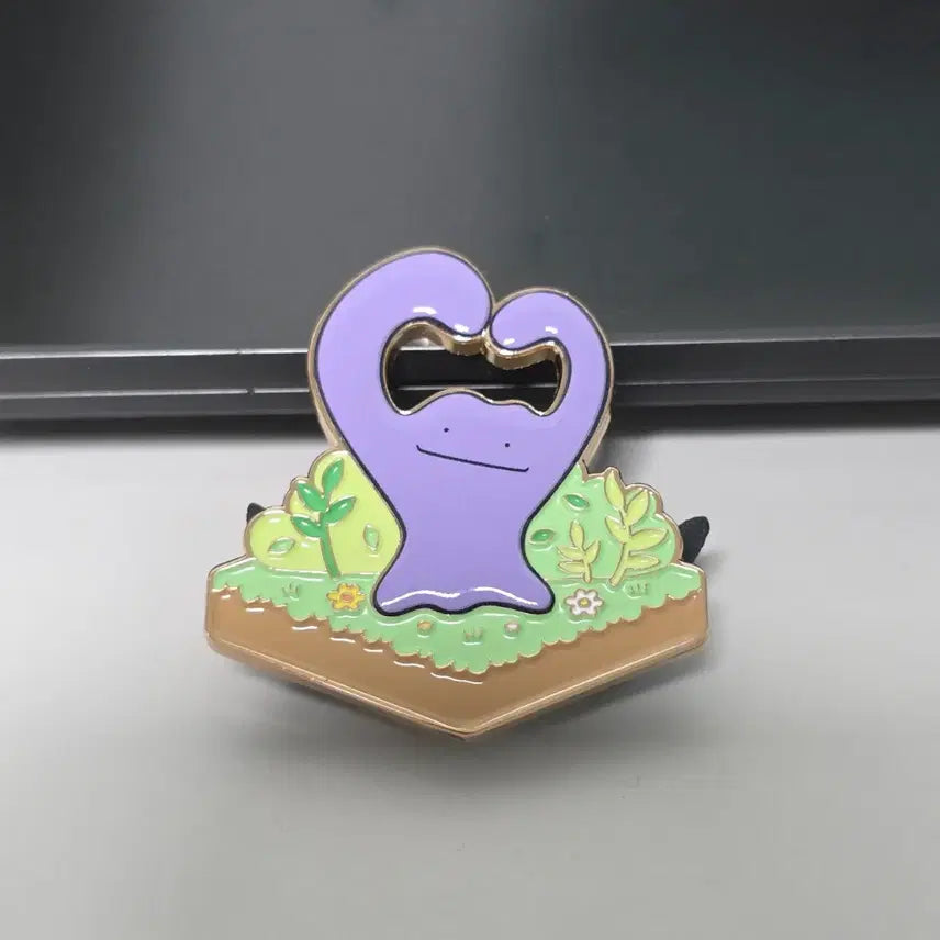[BUNJANG] Pokemon Ditto Embossed Heart Badge / 포켓몬 메타몽 엠보 뱃지 하트