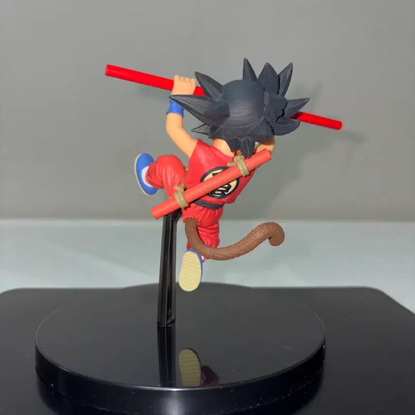 [BUNJANG] Dragon Ball Son Goku Figure with Red Staff / 드래곤볼 손오공 피규어 붉은봉 포함