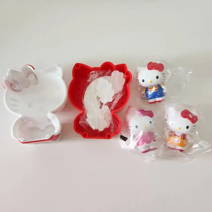 [BUNJANG] Hello Kitty Figure Bundle Set / 일괄 새상품/ 키티 피규어1+1, 선물 헬로키티 산리오 정품 라이센스