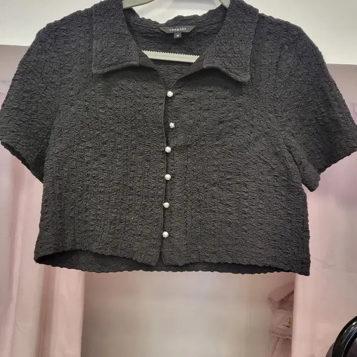 [SOLD OUT] 룩캐스트크롭윙클블라우스