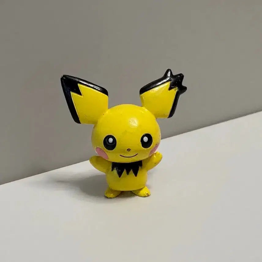 [BUNJANG] Classic 2009 Pokemon Pichu MonColle Figure / 고전 2009 포켓몬스터 포켓몬 삐쭉귀 피츄 몬코레 피규어 기자 미미