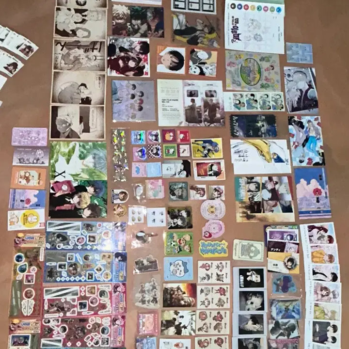 [BUNJANG] Bundle Set Assorted Animation Goods, Figures, Gacha, Stickers, Paper Goods / 택포)애니메이션 굿즈,피규어,가챠,피규어,띠부씰,지류 굿즈 일괄