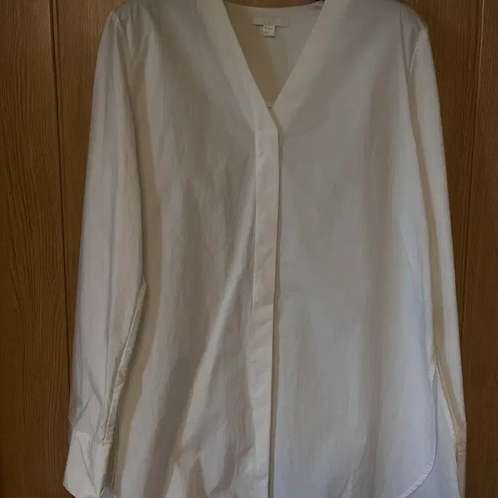 [BUNJANG] COS V-Neck Shirt Size 34 / COS 코스 브이넥셔츠 34