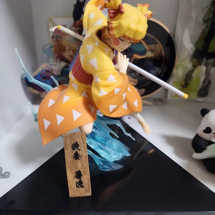 [BUNJANG] Kimetsu no Yaiba Zenitsu B Prize Ichiban Kuji Figure / 젠이츠 B상 피규어 급처분ㅅㅊㅇ귀칼제일복권이치방쿠지무이치로텐겐룩업
