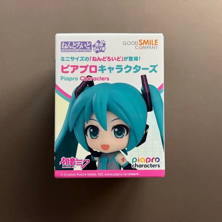[BUNJANG] Good Smile Company Nendoroid Hatsune Miku Surprise Megurine Luka Figure / 굿스마일 넨도로이드 서프라이즈 피아프로 보컬로이드 (메구리네 루카)