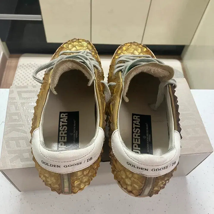 [BUNJANG] Golden Goose 38 Leather Sneakers / 골든구스 38 240