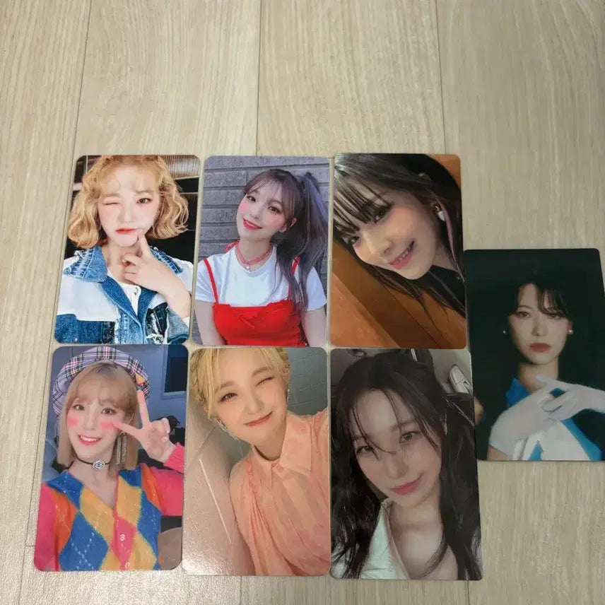 [BUNJANG] fromis_9 Jiheon Photocard Bundle Set / 프로미스나인 백지한 포카 일괄 판매합니다