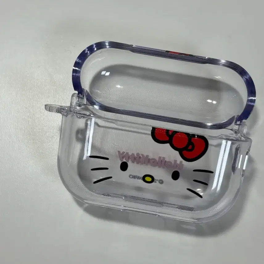 [BUNJANG] Hello Kitty Clear Airpods Pro 2 Case / 헬로키티 투명 에어팟 프로 2 케이스 판매합니다!