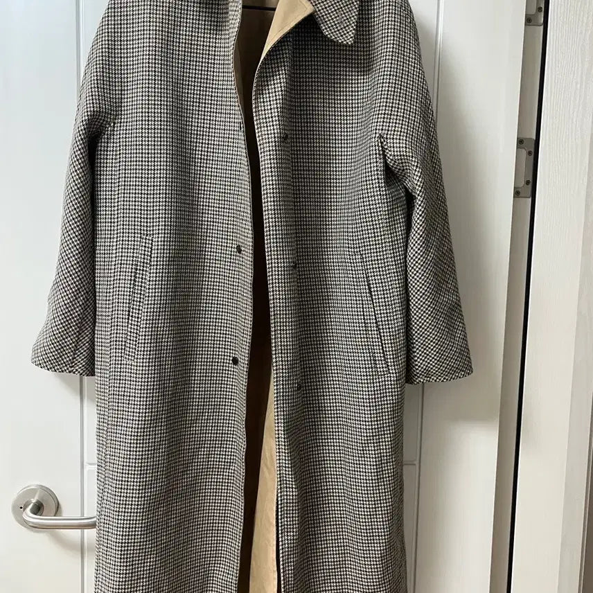 [BUNJANG] TheCashmere Reversible Trench Coat / 더캐시미어 리버시블 트렌치 코트