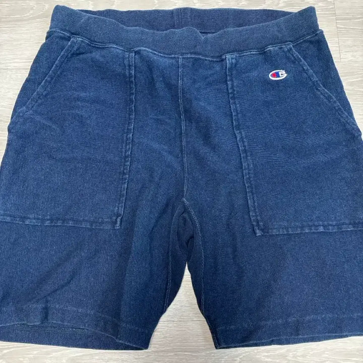 [SOLD OUT] 챔피온 네이비 반바지