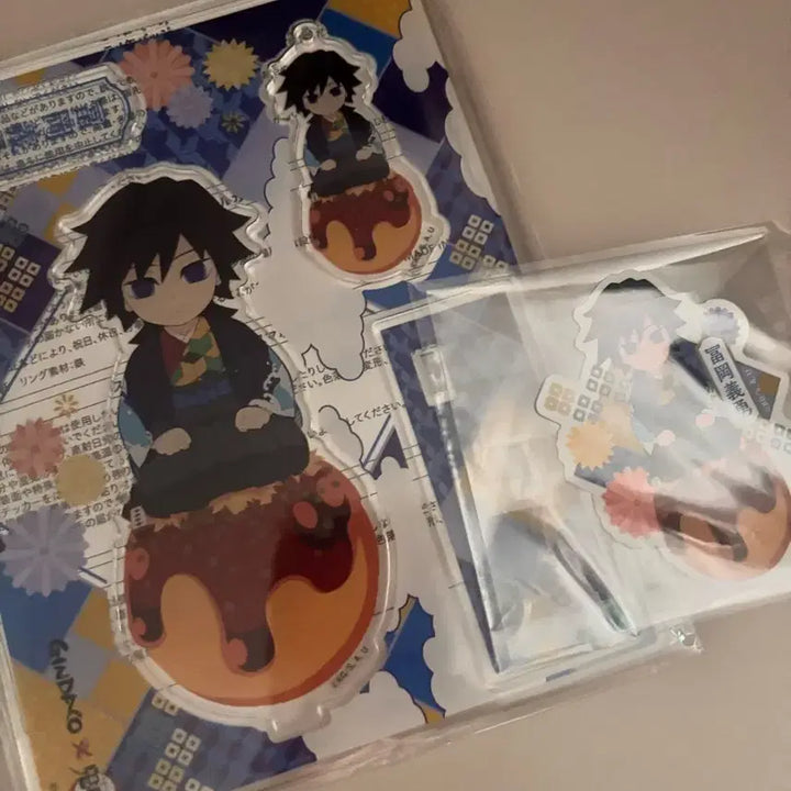 [BUNJANG] Demon Slayer Giyu Tomioka Acrylic Stand &amp; Sticker Set / 귀멸의칼날 기유 긴다코 아크릴 스탠드 스티커