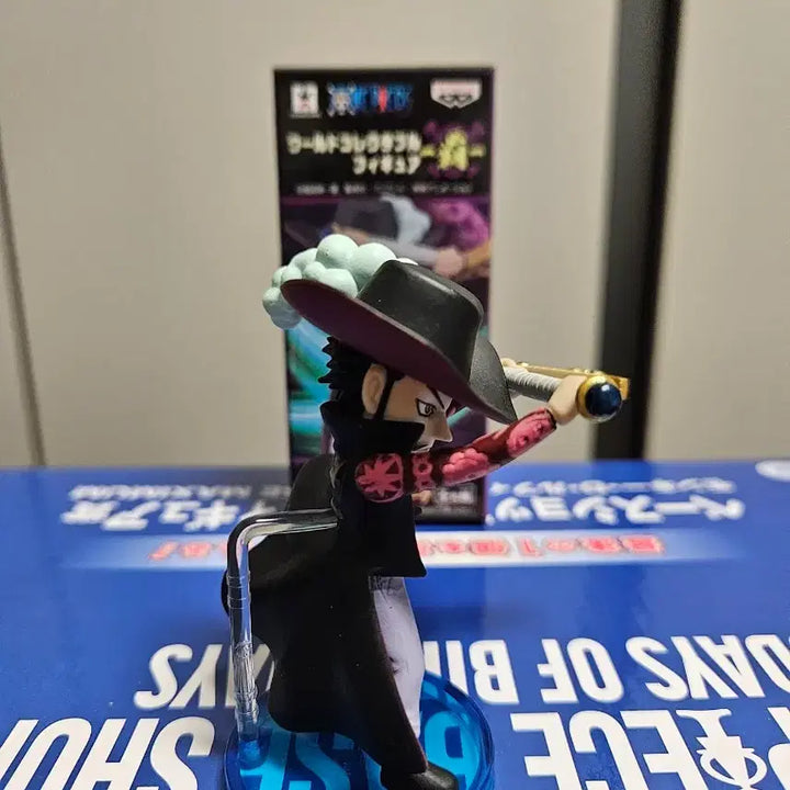 [BUNJANG] One Piece World Collectable Figure Mihawk / 원피스 월콜 정품 미호크 팝니다