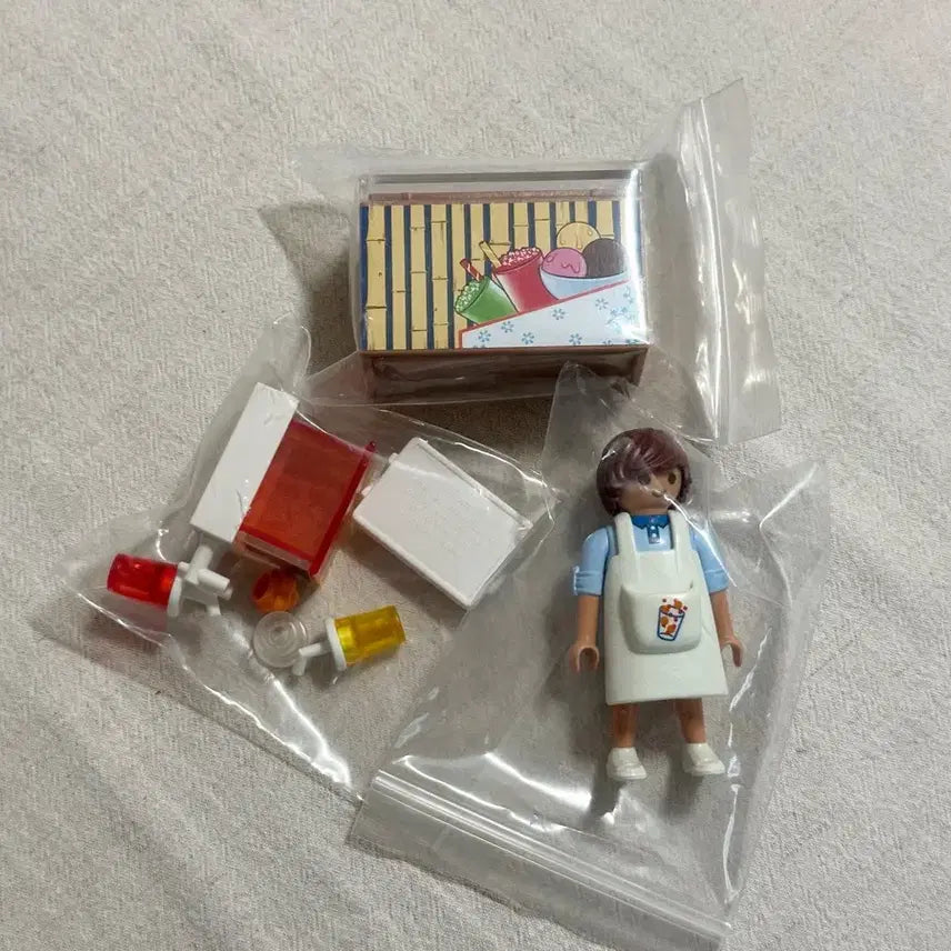 [BUNJANG] Playmobil 70251 Slush Vendor / 플레이모빌 70251 슬러시 판매원