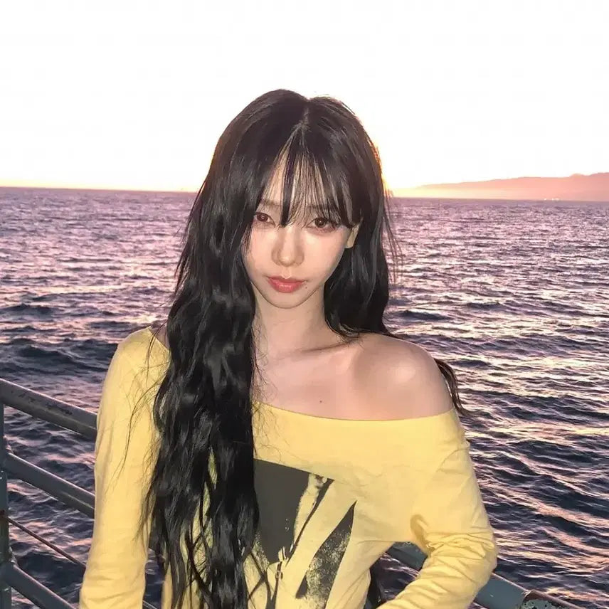 [BUNJANG] Reformation Karina T-Shirt / Reformation(리포메이션) 카리나 티셔츠