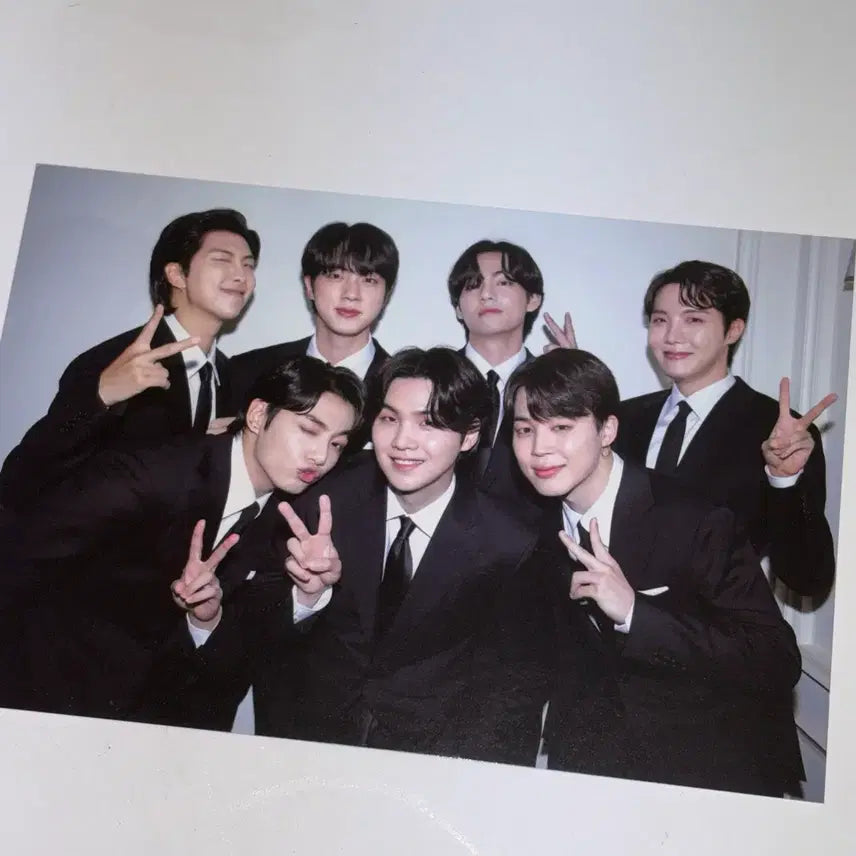 [BUNJANG] BTS Yet to Come Proof M Countdown Special Gift Family Photo Postcard / 방탄소년단 bts 옛투컴 proof 엠카운트다운 역조공 가족사진 엽서