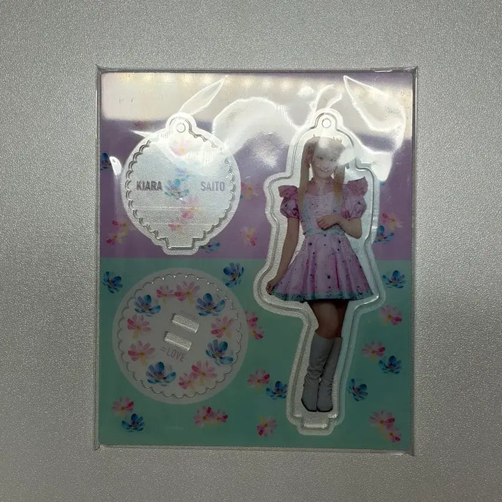 [BUNJANG] Ecolove Kiari Saito Acrylic Stand / 이코러브 사이토 키아라 아크스타 아크릴 스탠드