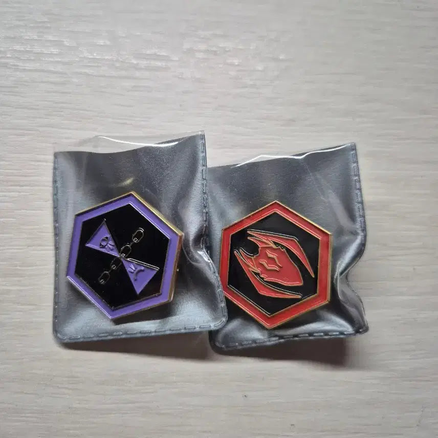 [BUNJANG] Leeseo &amp; Rei Bundle Set Badge / 일괄) 리레볼루션 뱃지 판매