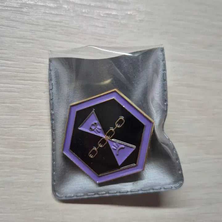[BUNJANG] Leeseo &amp; Rei Bundle Set Badge / 일괄) 리레볼루션 뱃지 판매