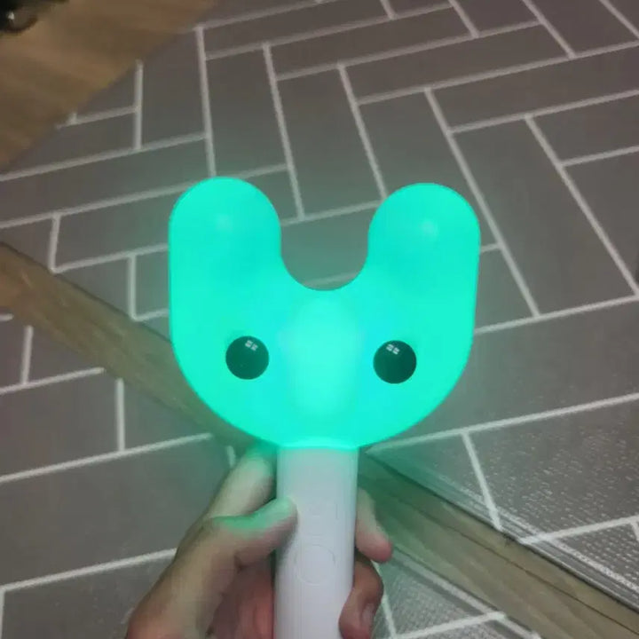 [SOLD OUT] 뉴진스 응원봉 빙키봉 판매