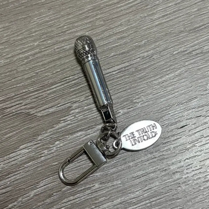 [BUNJANG] BTS Jimin The Truth Untold Exhibition Keychain / 지민 전시회 키링 The Truth Untold