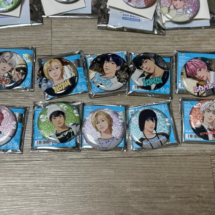 [BUNJANG] PLAVE Kakurenbo Badge Set / 플레이브 카쿠렌보 뱃지