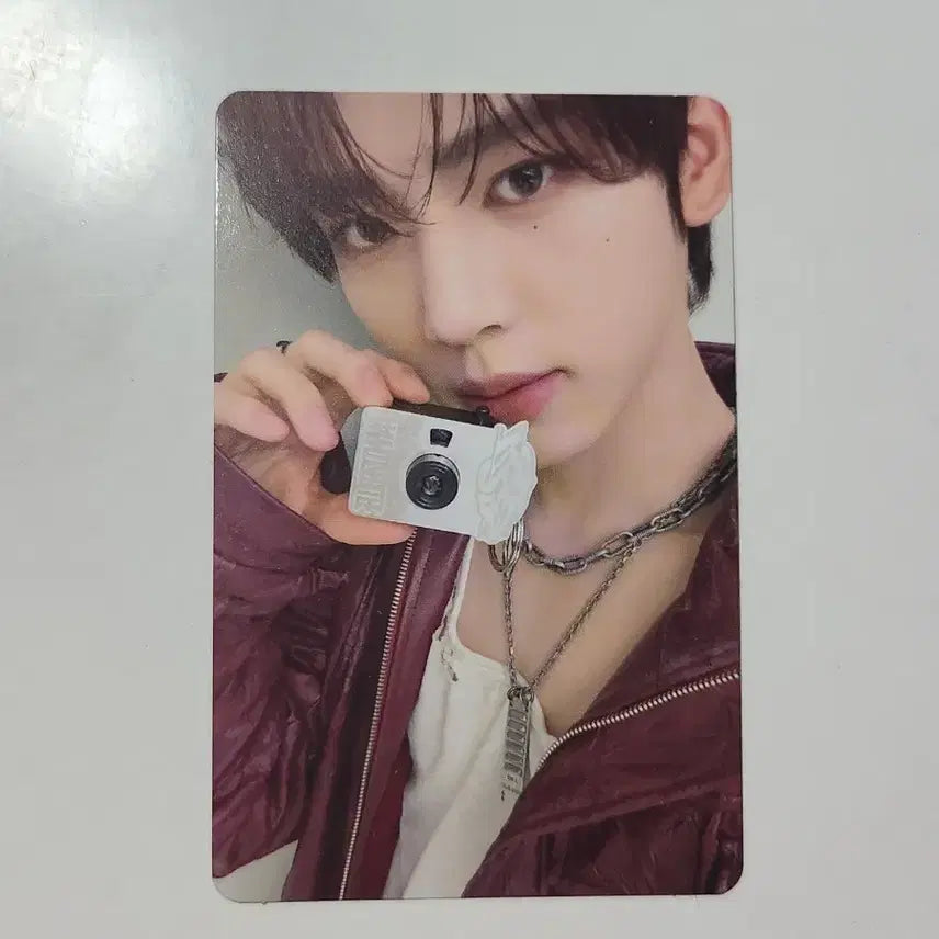 [BUNJANG] ANDWAVE Han Yu Jin Camera Photocard / 앤더블 한유진 카메라 포카