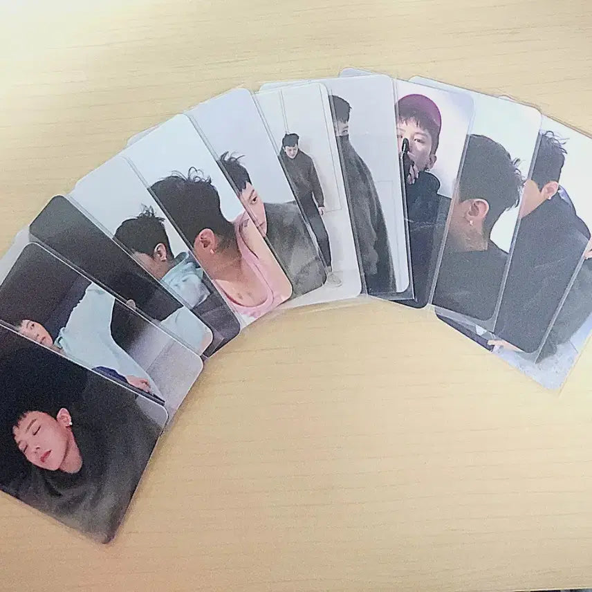 [BUNJANG] G-Dragon Goods Bundle Set / 지디 팸키트 있는 굿즈들 일괄로 팝니다.