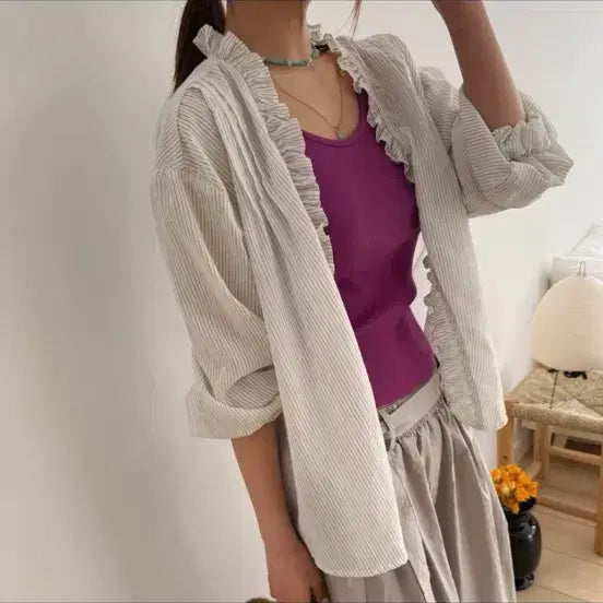 [BUNJANG] Striped Ruffle Blouse Cardigan Outerwear / 새상품 스탠딩 도매택 스트라이프 블라우스 가디건 여름 아우터 빅사이즈