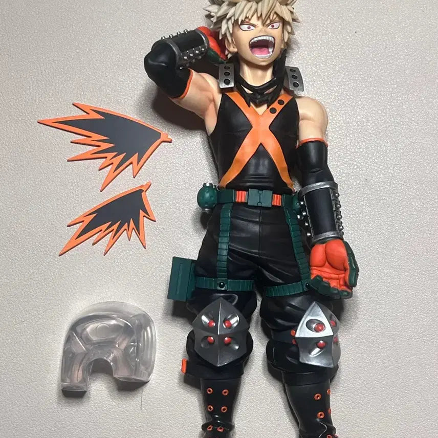 [BUNJANG] Katsuki Bakugo Figure &