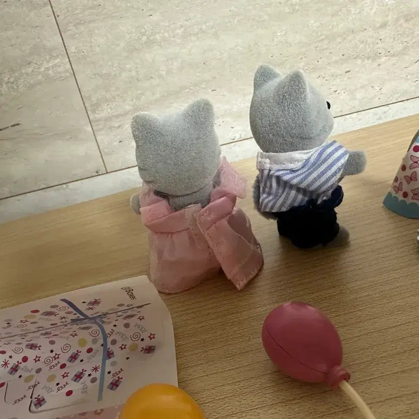 [BUNJANG] Sylvanian Families Birthday Party Set with Cat Figure / 실바니안 패밀리 생일 파티 세트