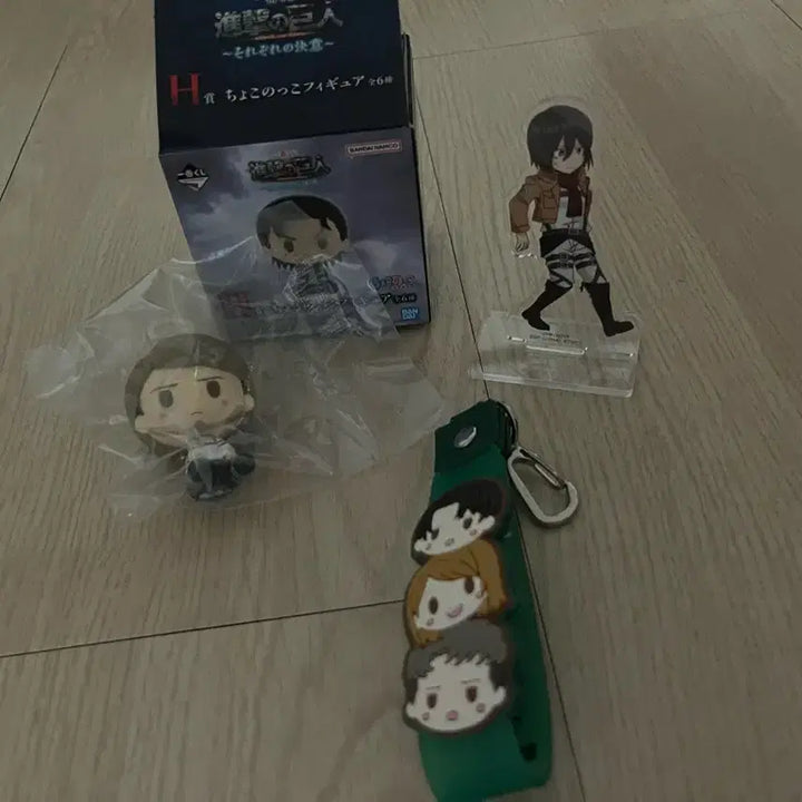 [BUNJANG] Attack on Titan Ichiban Kuji Goods Bundle Set: Chokonokko Figures, Acrylic Stand, Keyring / 일괄)진격의거인 제일복권 쿠지 굿즈 아크릴 스탠드/초코노코 피규어/키링