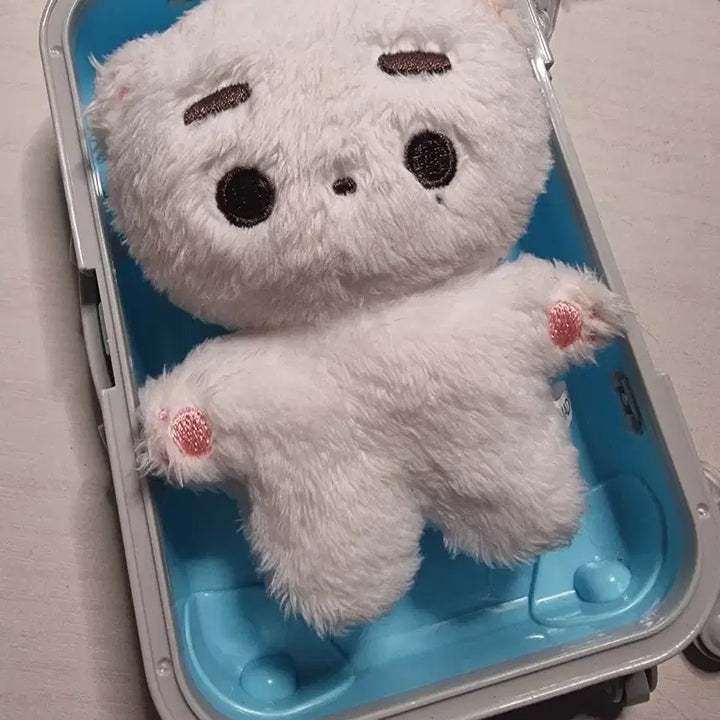[BUNJANG] Stray Kids Hyunjin Custom Doll / 스트레이키즈 황현진 비공굿 인형 판매