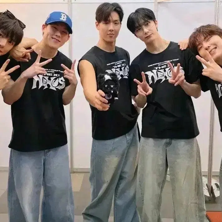 [BUNJANG] MONSTA X Nexus MD T-Shirt (Sealed) / 몬스타엑스 넥서스 엠디 티셔츠(미개봉)