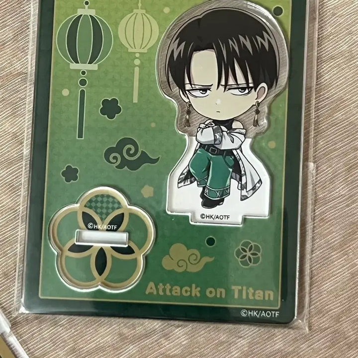 [BUNJANG] Attack on Titan Levi Acrylic Standee (Unsealed) / 진격의 거인 트리빌리지 리바이 아크릴 스탠드 미개봉