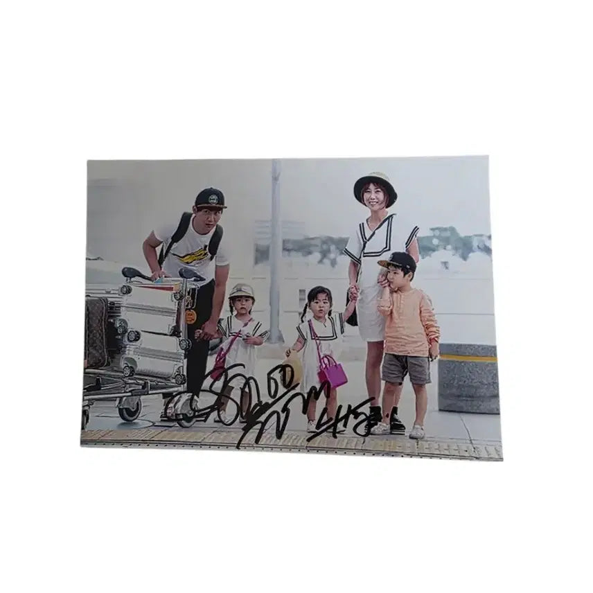 [BUNJANG] S.E.S. Eugene Signed Family Photo / S.E.S 슈 싸인 사진