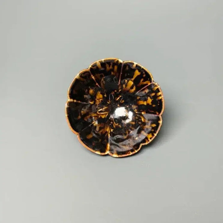 [BUNJANG] Gild JuYo Hwa Hyung Gu Yeom Mun Da Wan Tea Cup Chinese Porcelain Antique Art Collectible / 길주요 화형구 엽문다완 찻잔 중국도자기 골동품 미술품 수집품