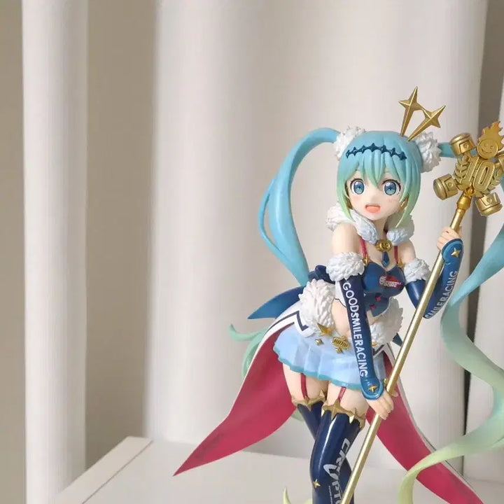 [BUNJANG] Aquamarine Hatsune Miku 2018 Racing Miku 1/7 Scale Figure (Limited Edition, Discontinued) / 아쿠아마린 하츠네 미쿠 2018 레이싱 미쿠 한정판 단종템 급처