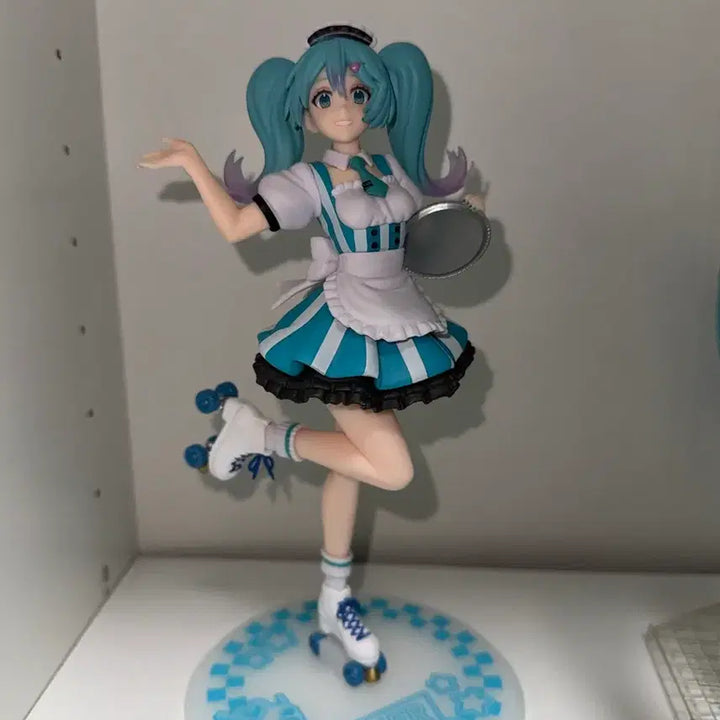 [BUNJANG] Cafe Maid Miku Figure / 카페 메이드 미쿠 피규어 판매합니다