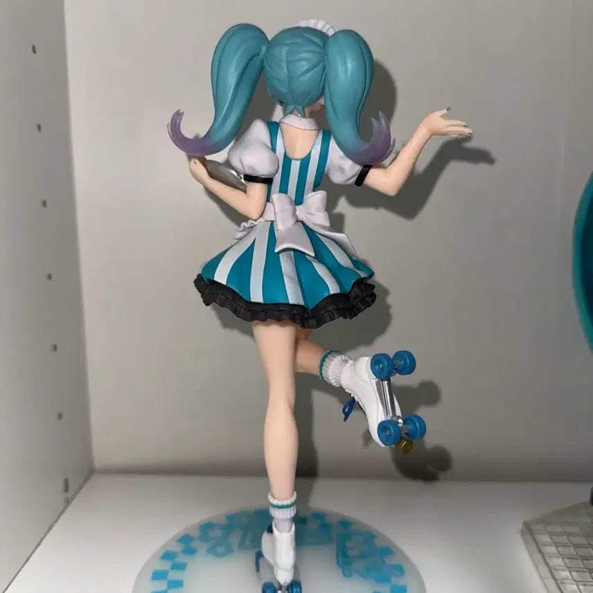[BUNJANG] Cafe Maid Miku Figure / 카페 메이드 미쿠 피규어 판매합니다