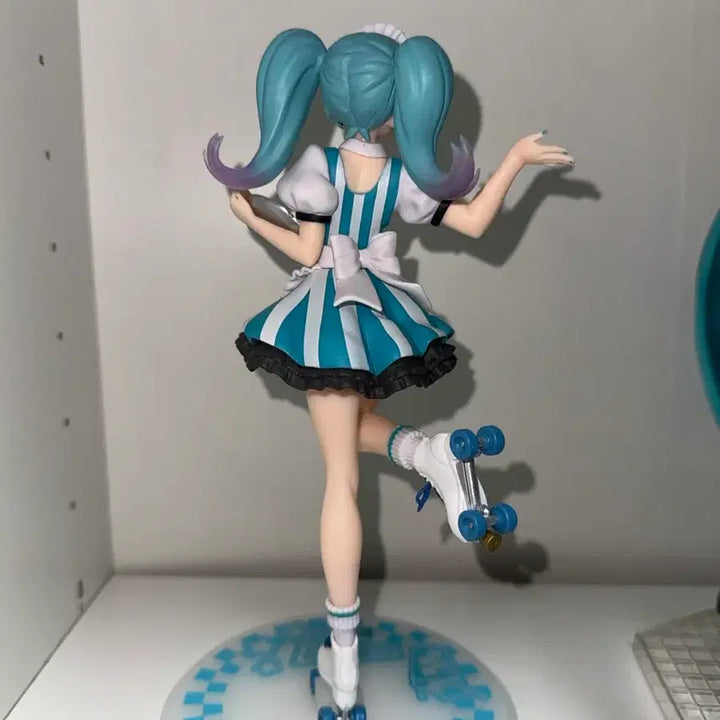 [BUNJANG] Cafe Maid Miku Figure / 카페 메이드 미쿠 피규어 판매합니다