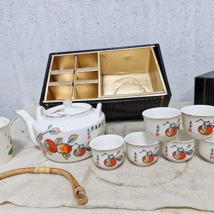 [BUNJANG] Haengnam Tea Pot and 6 Cups Set / 미 사용 박스본 행남사 주전자 잔 6개 셋트 입니다
