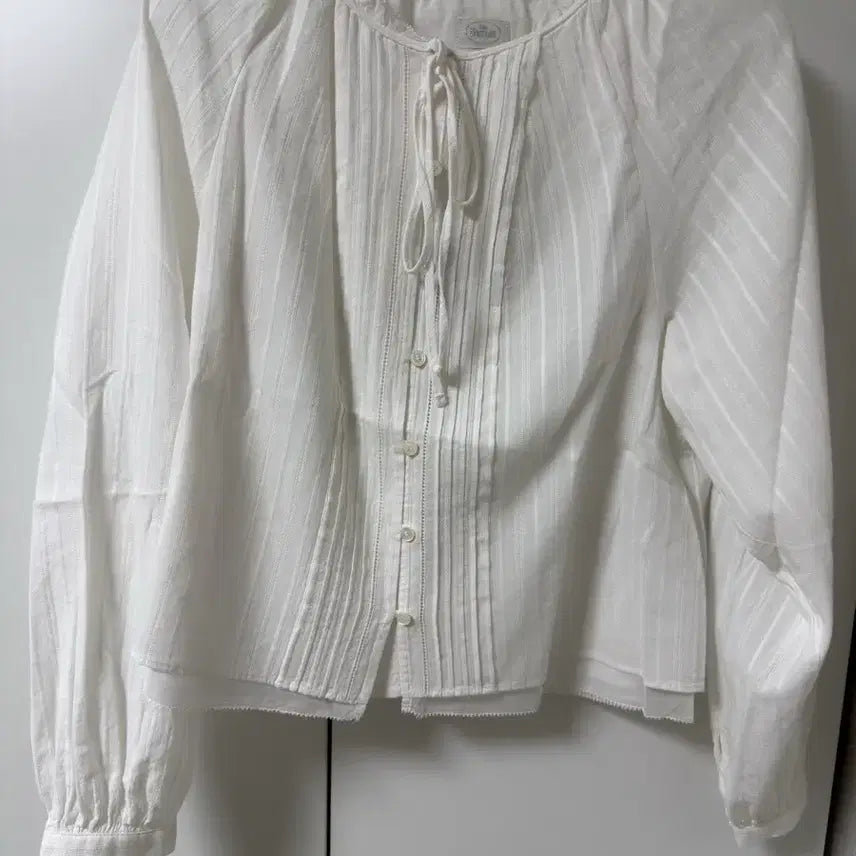 [BUNJANG] The Barnet Blouse / 더바넷 블라우스