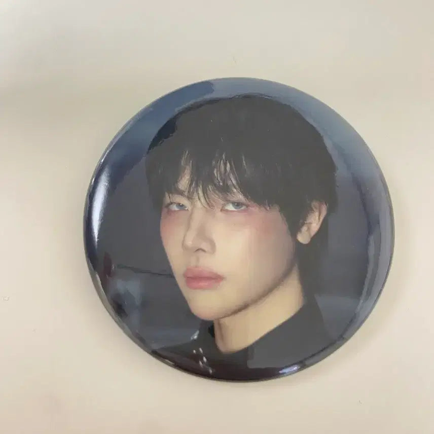 [BUNJANG]  &amp;TEAM Nicholas Can Badge / 앤팀 위온파 팝업 니콜라스 캔뱃지 양도