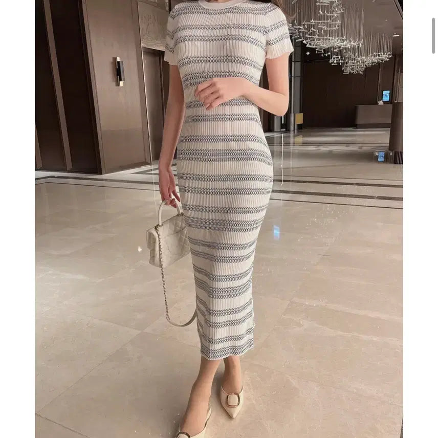 [BUNJANG] De Bella Fabiana Pattern Knit Dress / [정가10만새상품] 드벨라 파비아나 패턴 니트 원피스