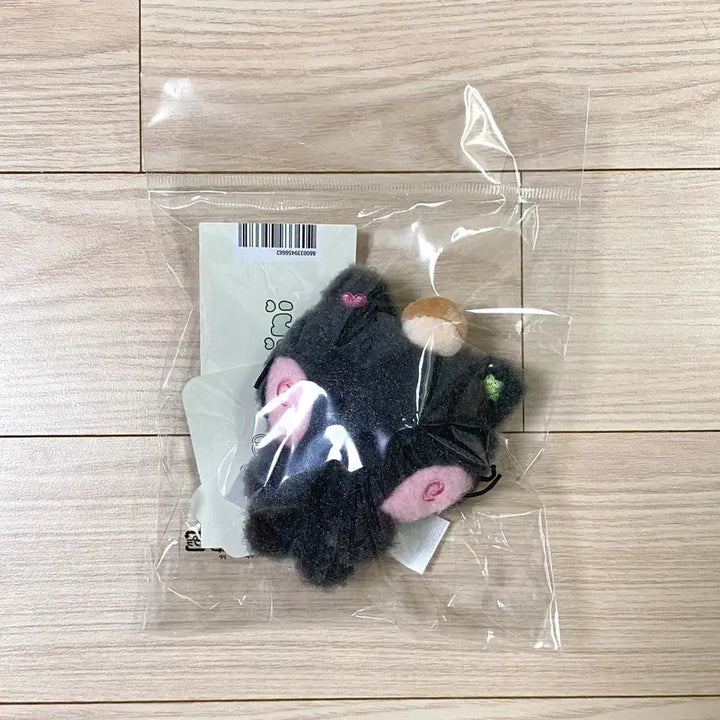 [BUNJANG] NCT WISH Riku Line Friends Wishnini Kurinini Doll Magnet Holder (Sealed) / (미개봉) 엔시티위시 리쿠 라인프렌즈 위시니니 쿠리니니 인형마그넷홀더