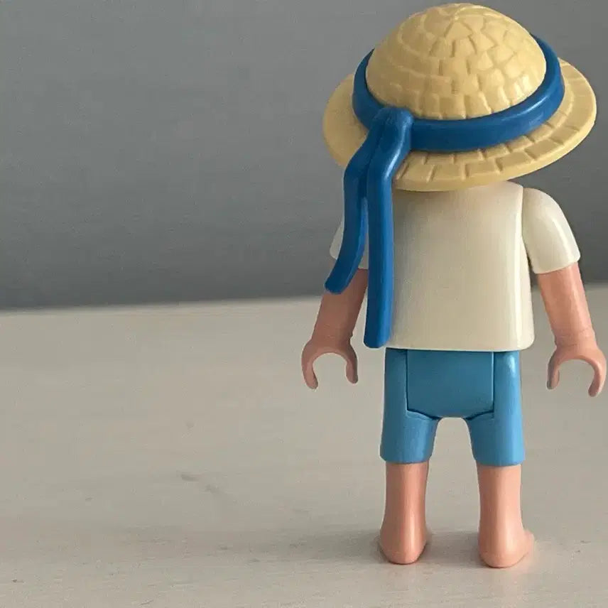 [BUNJANG] Playmobil Straw Hat Girl Figure / 중고 플레이모빌 밀짚모자 소녀
