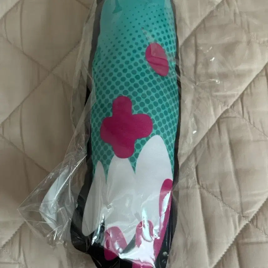 [BUNJANG] Gloomy Bear x Hatsune Miku Mini Cushion / 글루미베어 x 하츠네미쿠 미니 쿠션